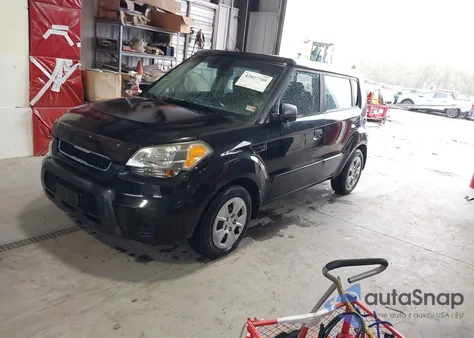 2010 Kia Soul z USA, uszkodzony, nr VIN KNDJT2A11A7195341